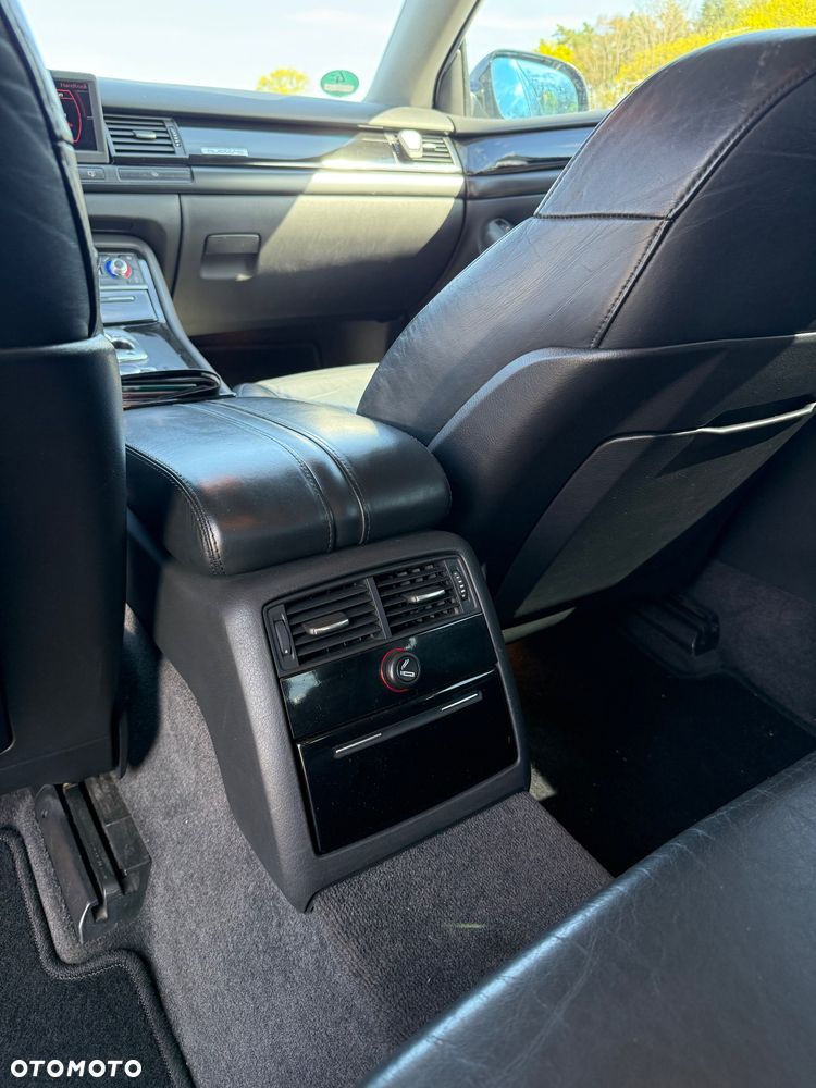 Audi A8 3.7 Quattro - 12