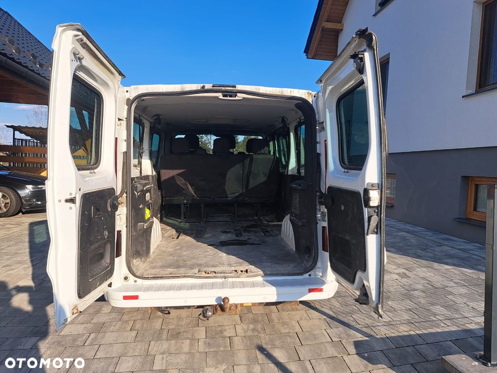 Opel Vivaro L2H1 2,9t Elegance - 4
