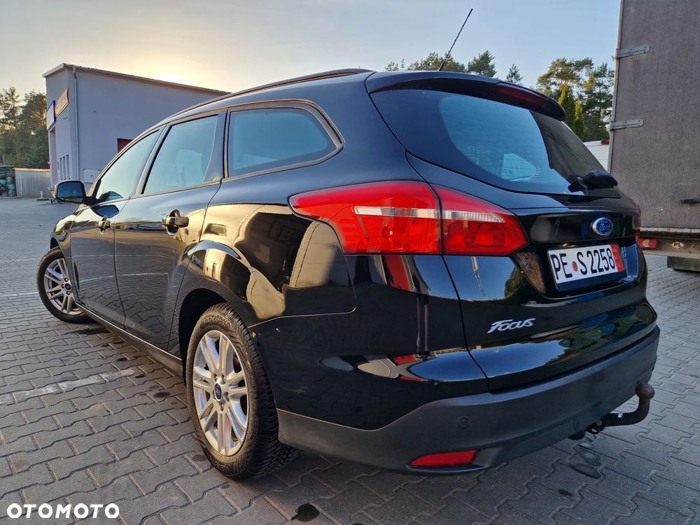 Ford Focus 1.5 TDCi DPF Start-Stopp-System COOL&CONNECT - 9
