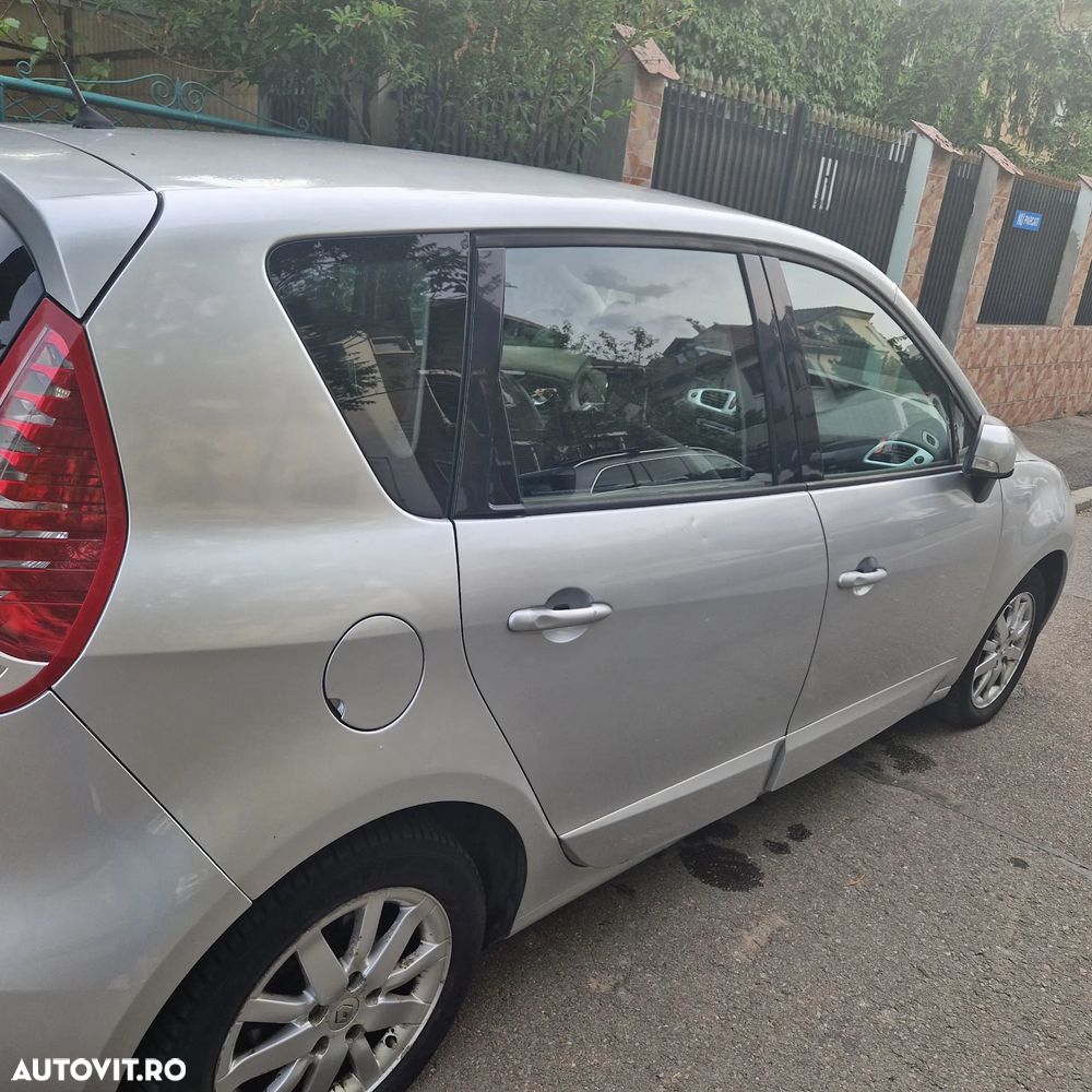 Renault Scenic 1.9dCi Privilege - 2