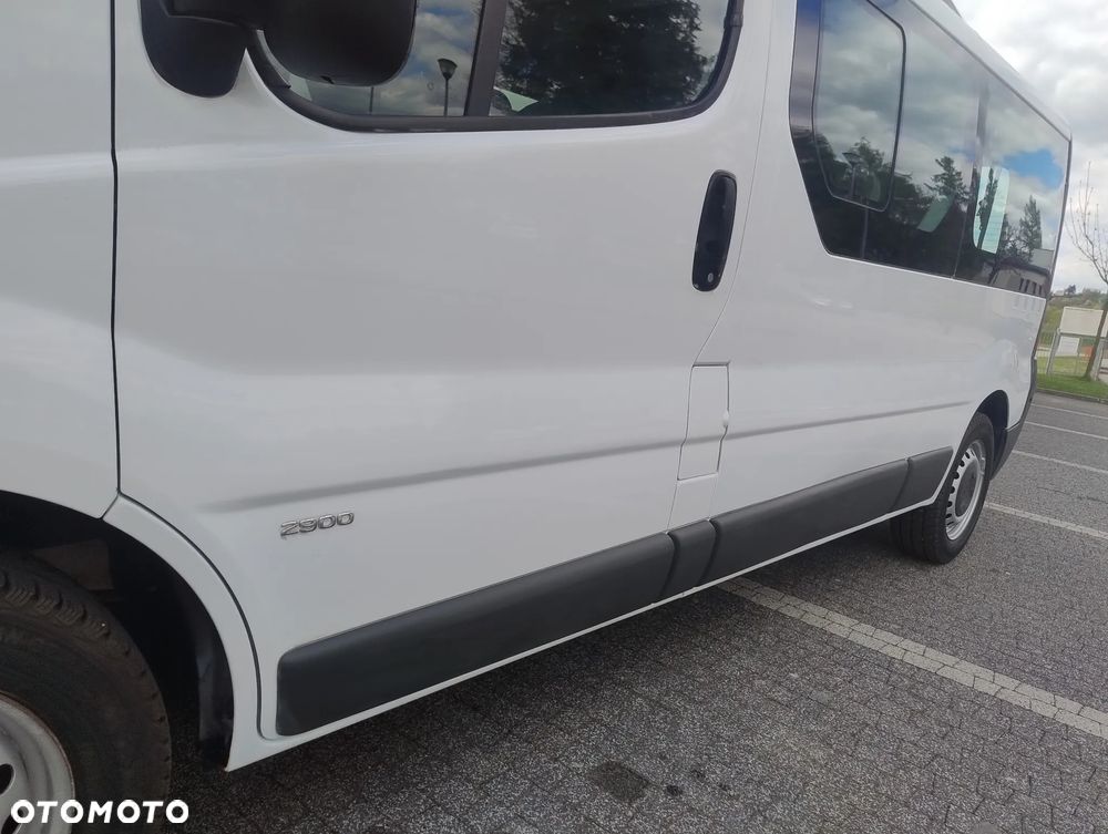 Opel Vivaro - 34