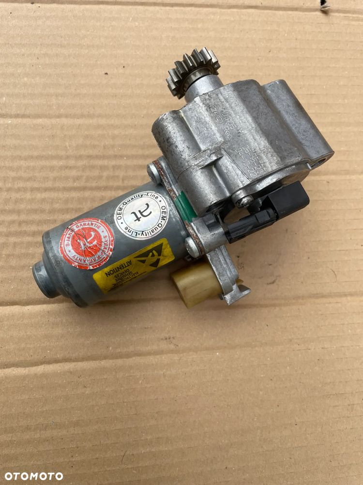 bmw e60 e90 silniczek reduktora xDrive xd ix skrzynia rożdzielcza