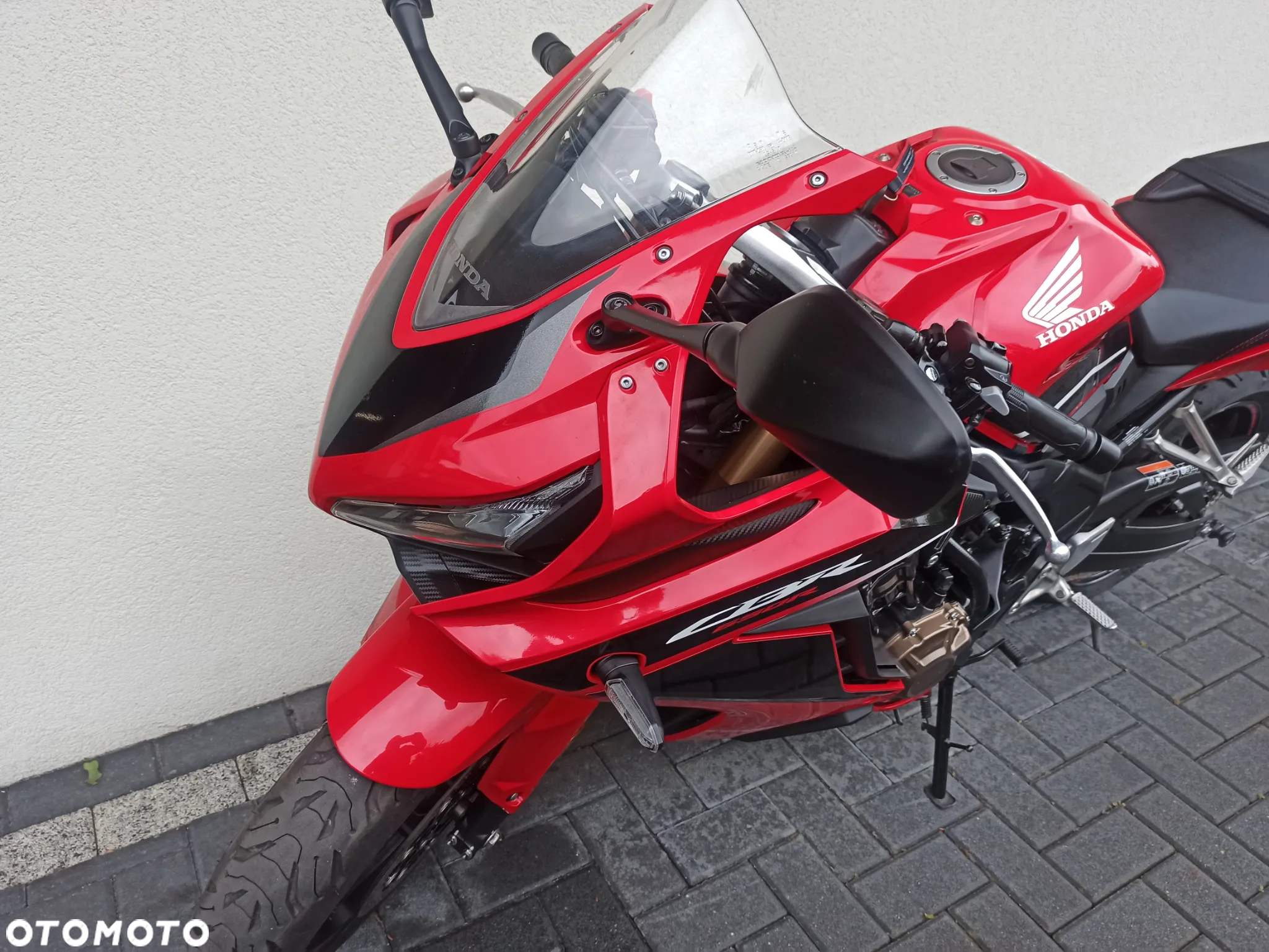 Honda CBR - 3