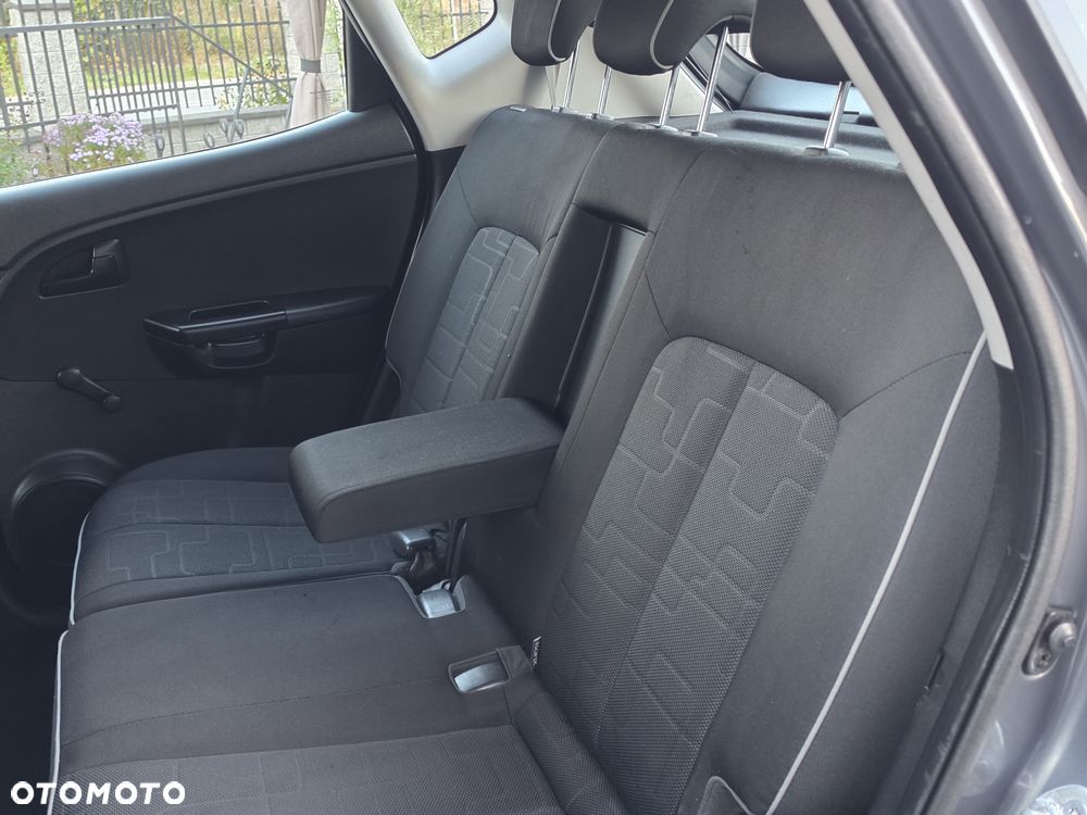 Kia Venga 1.4 CVVT Titanium Collection - 21