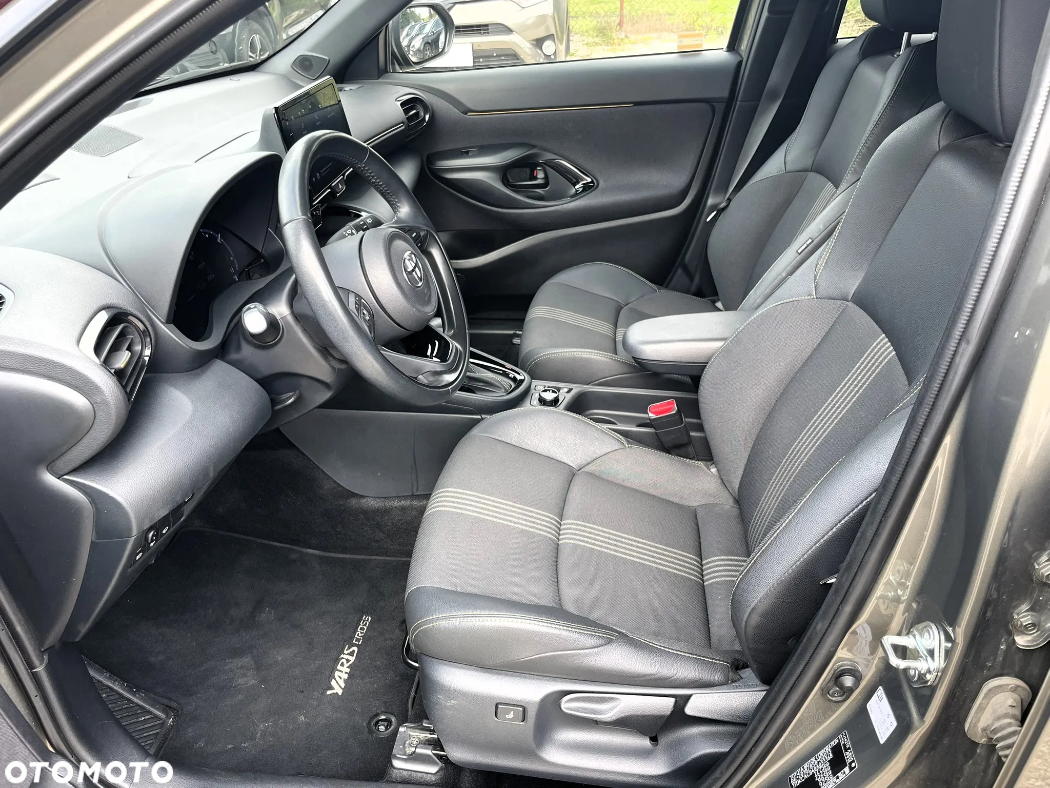 Toyota Yaris Cross Hybrid 1.5 Adventure 4x4 - 11