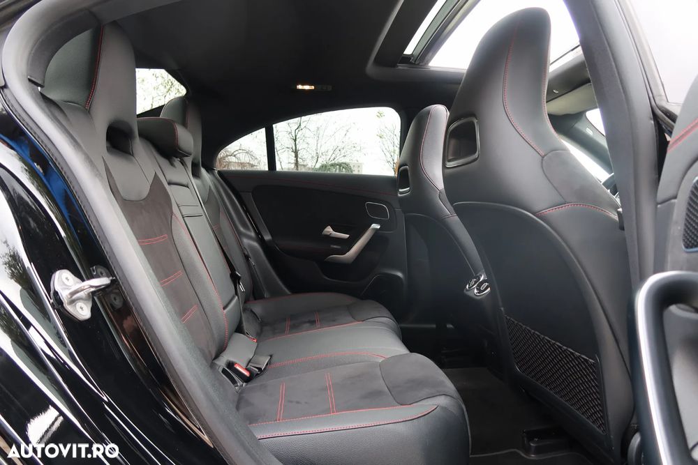 Mercedes-Benz CLA 250 e 8G-DCT AMG Line - 22