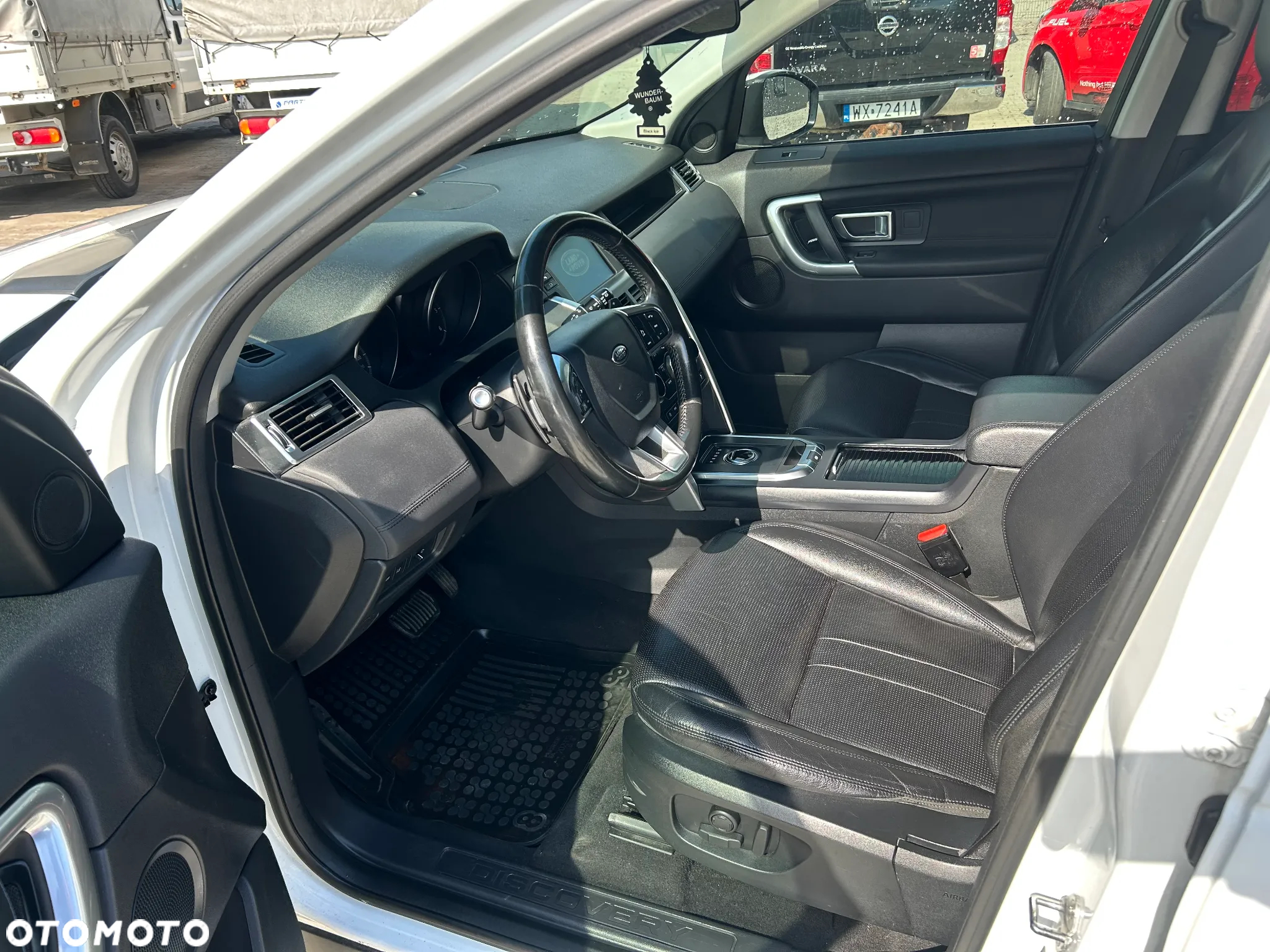 Land Rover Discovery Sport 2.0 TD4 HSE Luxury - 8