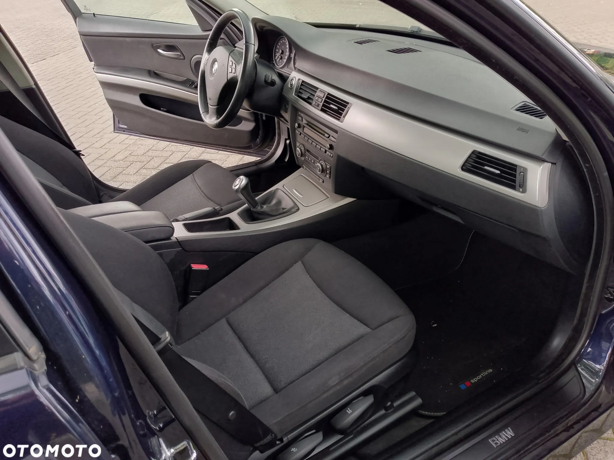 BMW Seria 3 318i - 6