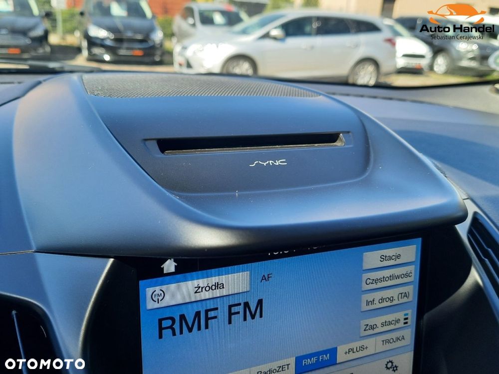 Ford Kuga 1.5 EcoBoost 2x4 Titanium - 40