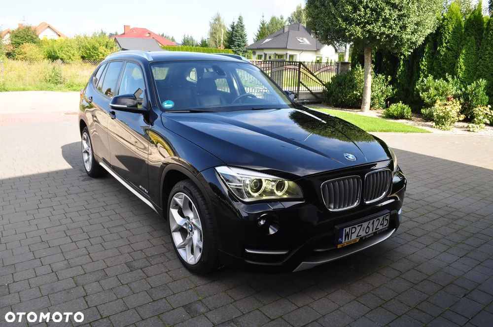 BMW X1 sDrive18d xLine - 13