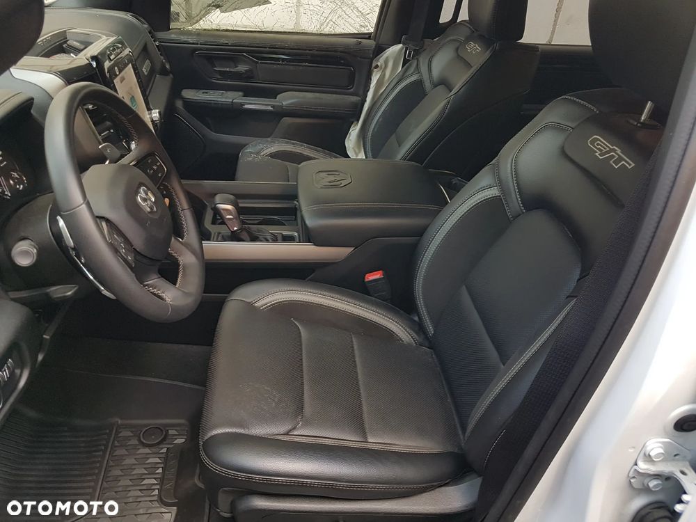 RAM 1500 5.7 Crew Cab Rebel - 3