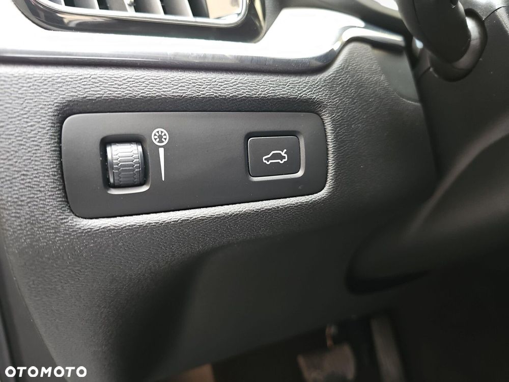 Volvo XC 60 - 21