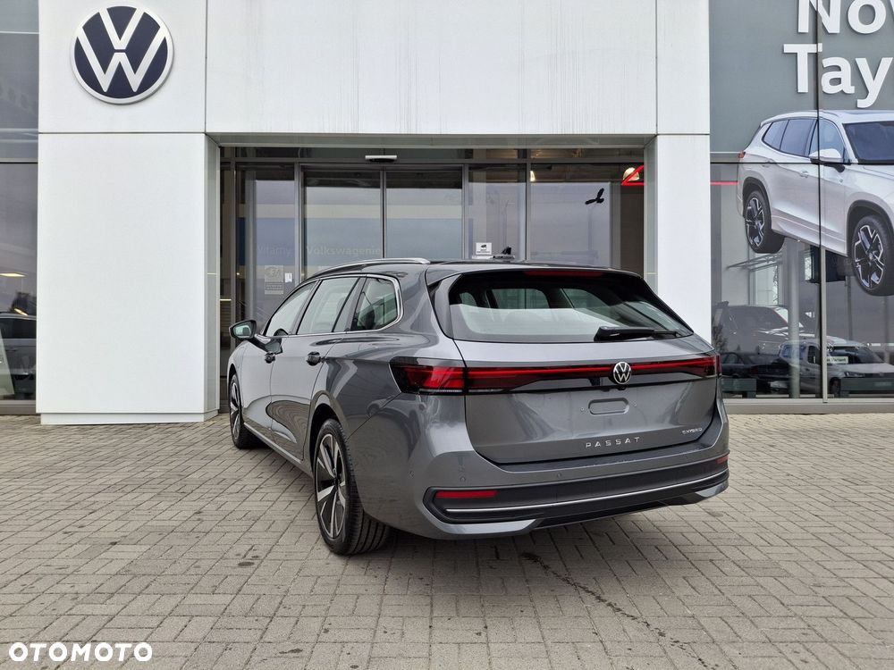 Volkswagen Passat - 7