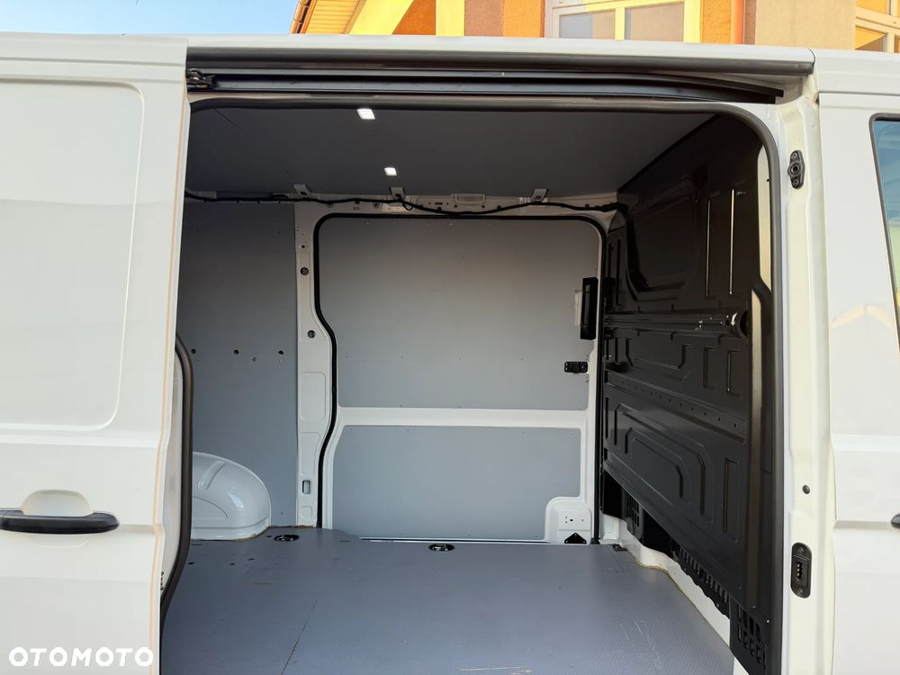 Volkswagen Crafter L2H1 - 31