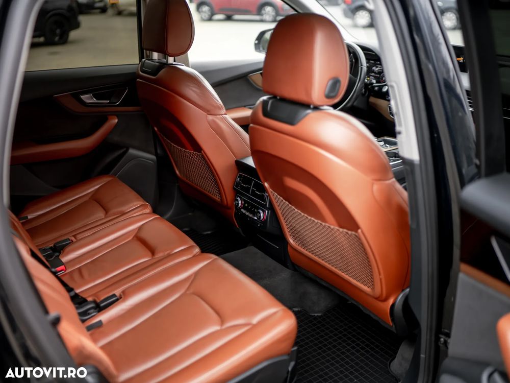 Audi Q7 - 17