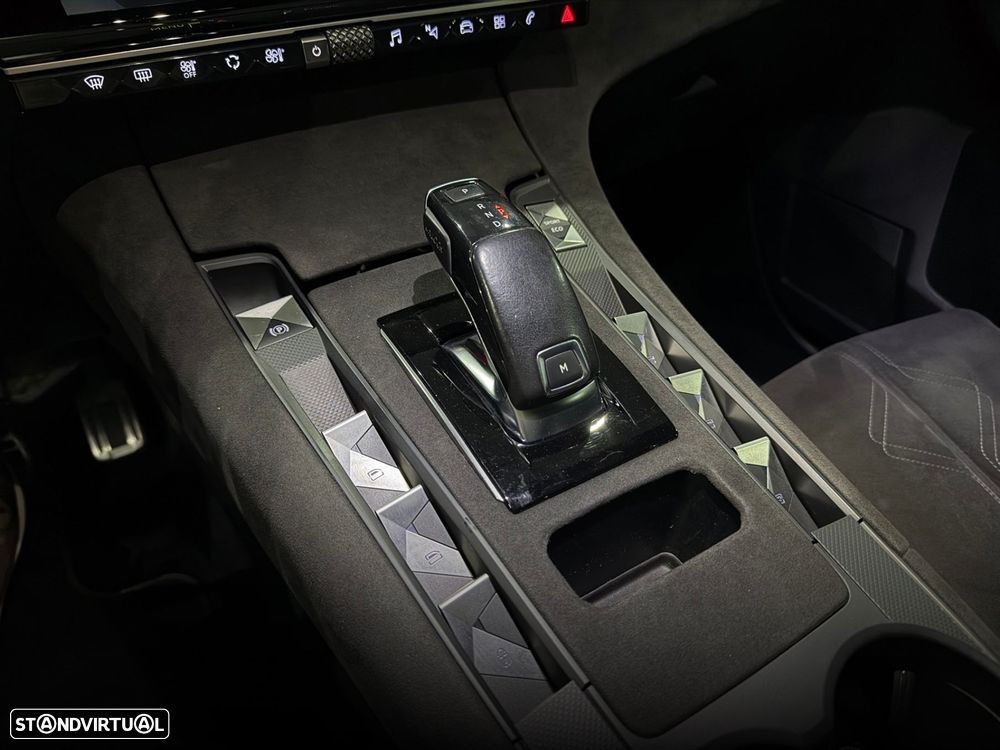 DS DS7 Crossback 1.5 BlueHDi Performance Line EAT8 - 26