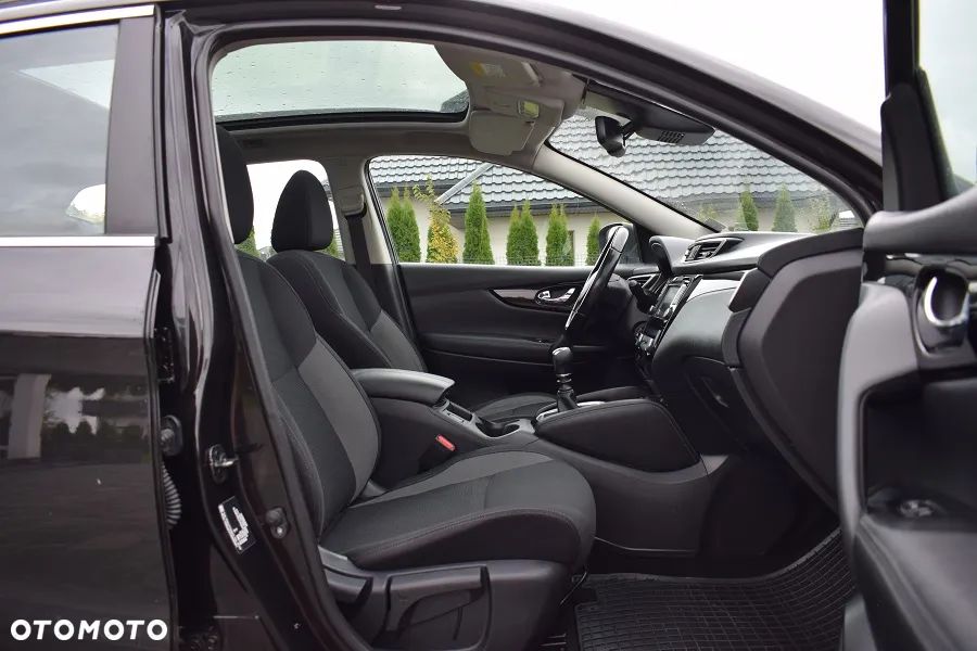 Nissan Qashqai 1.3 DIG-T TEKNA - 12