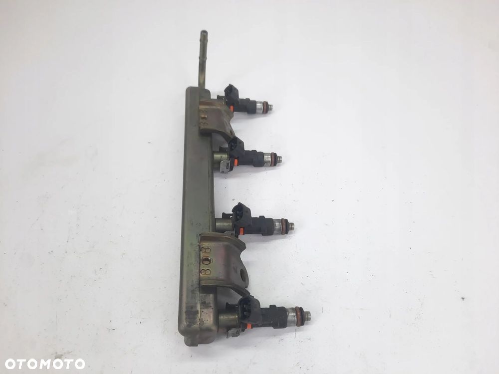 LISTWA WTRYSKOWA NISSAN MICRA K12 0280158013 1.2 - 3