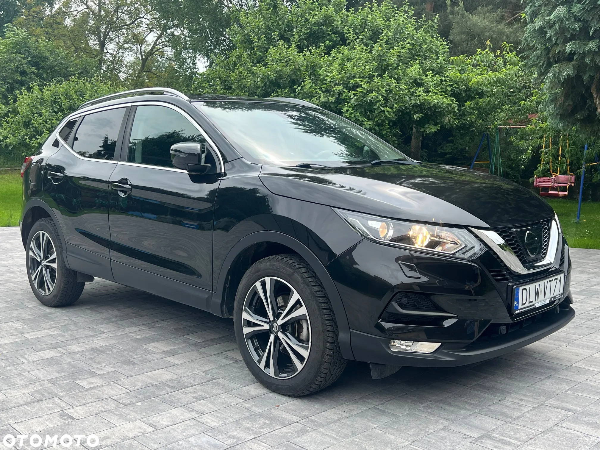 Nissan Qashqai 1.2 DIG-T N-Connecta EU6 - 2