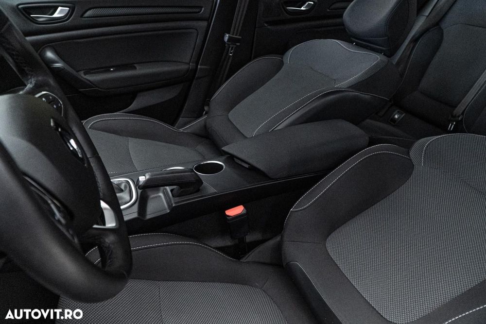 Renault Megane TCe GPF Intens - 14