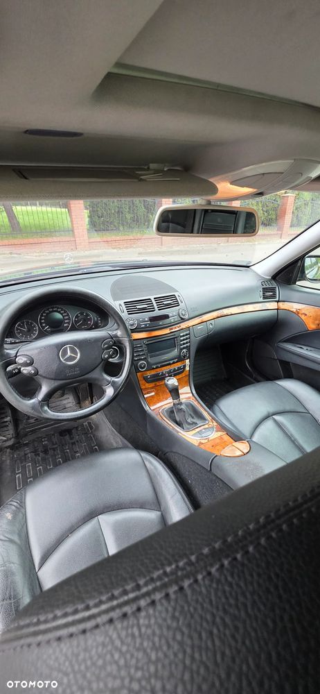 Mercedes-Benz Klasa E 200 CDI Elegance - 9