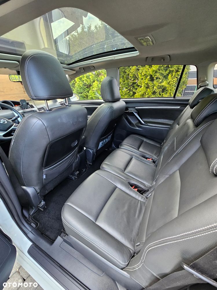 Toyota Verso 2.0 D-4D 5-Sitzer - 12