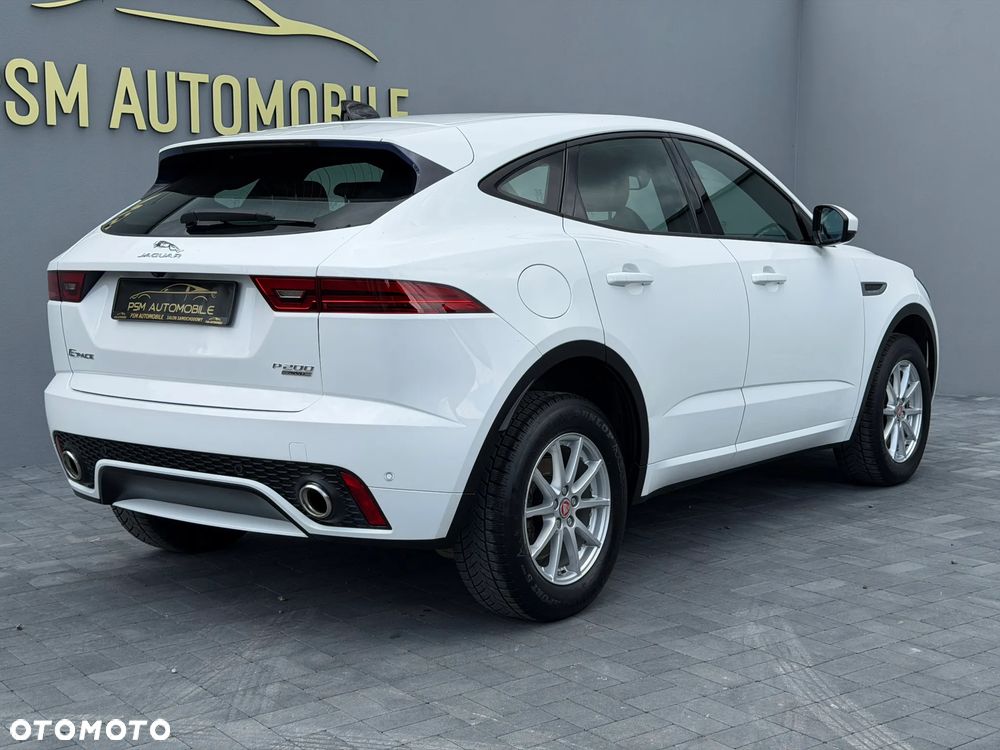 Jaguar E-Pace P200 AWD R-Dynamic - 8