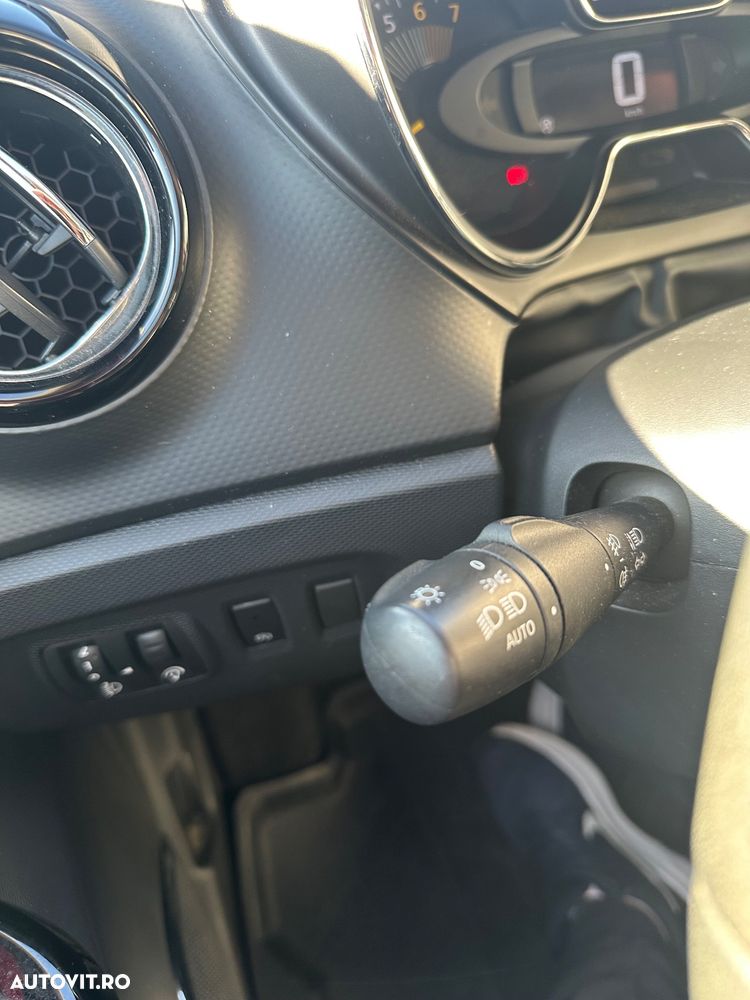 Renault Captur TCe Turbo Stop/Start Expression - 22