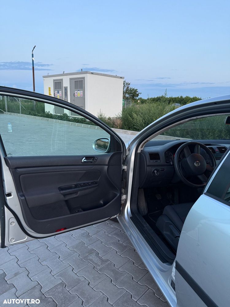 Volkswagen Golf 1.9 TDI Comfortline - 19