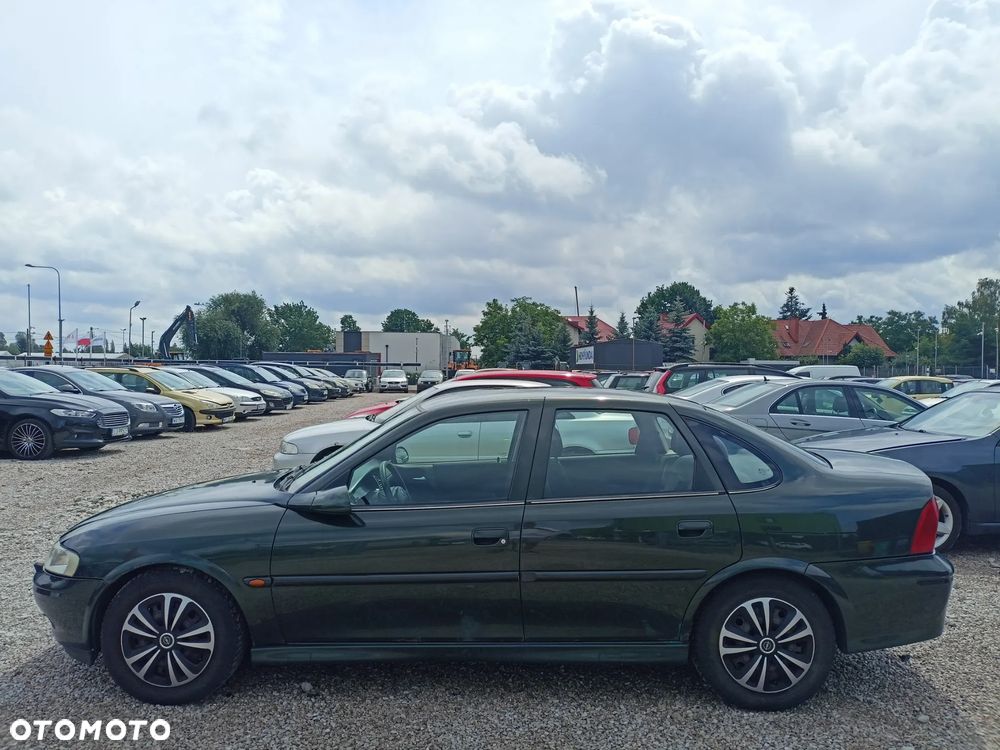 Opel Vectra - 2