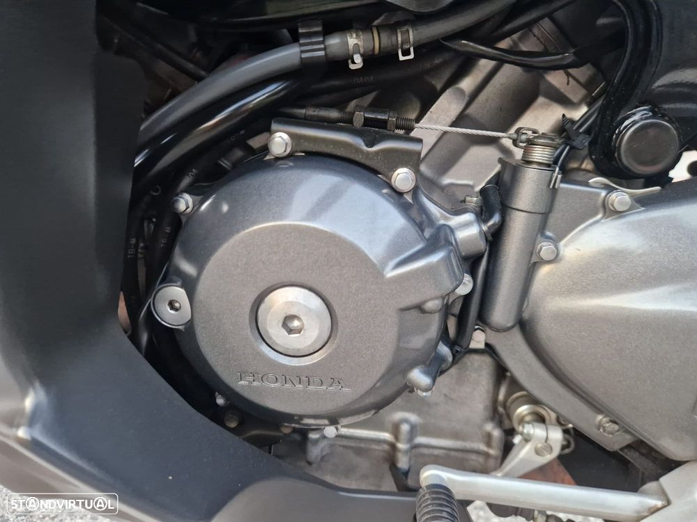 Honda Varadero 1000 - 11