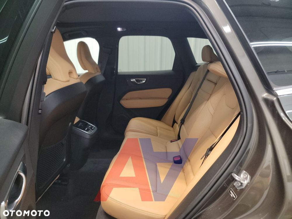 Volvo XC 60 T6 AWD Inscription - 16