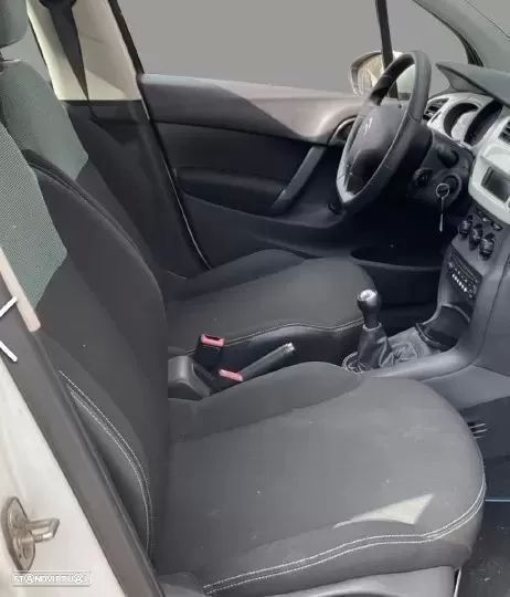 Citroën C3 1.0 VTi Attraction - 3