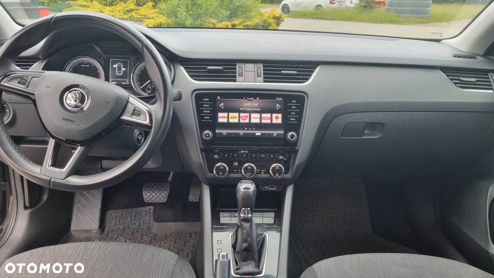 Skoda Octavia 1.5 TSI ACT Style DSG - 8