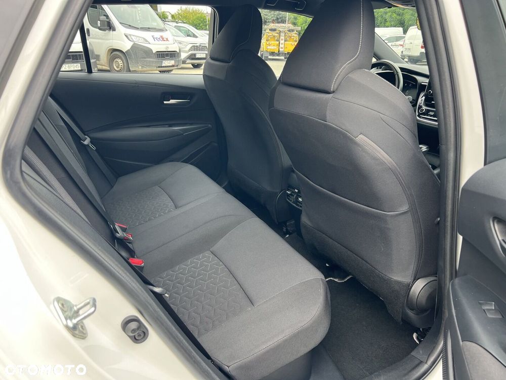 Toyota Corolla 1.8 Hybrid Comfort - 25