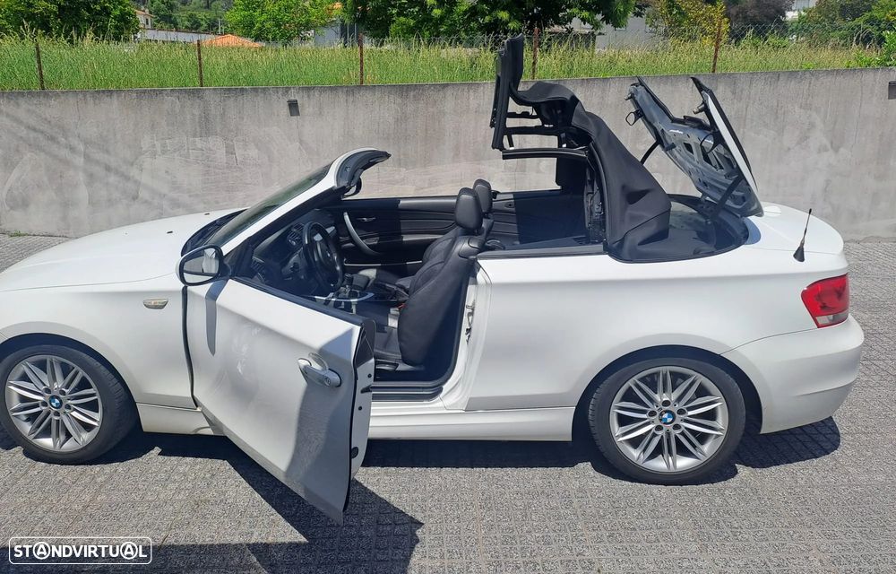 BMW 118 d Pack M - 4