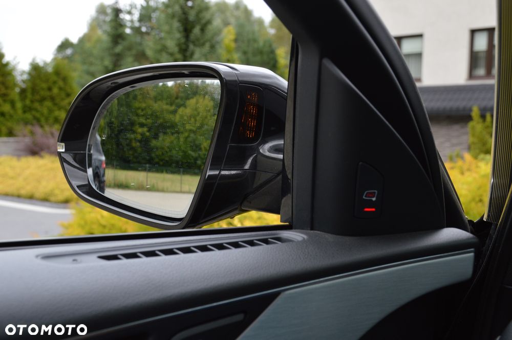 Audi A8 3.0 TDI DPF clean quattro tiptronic - 37