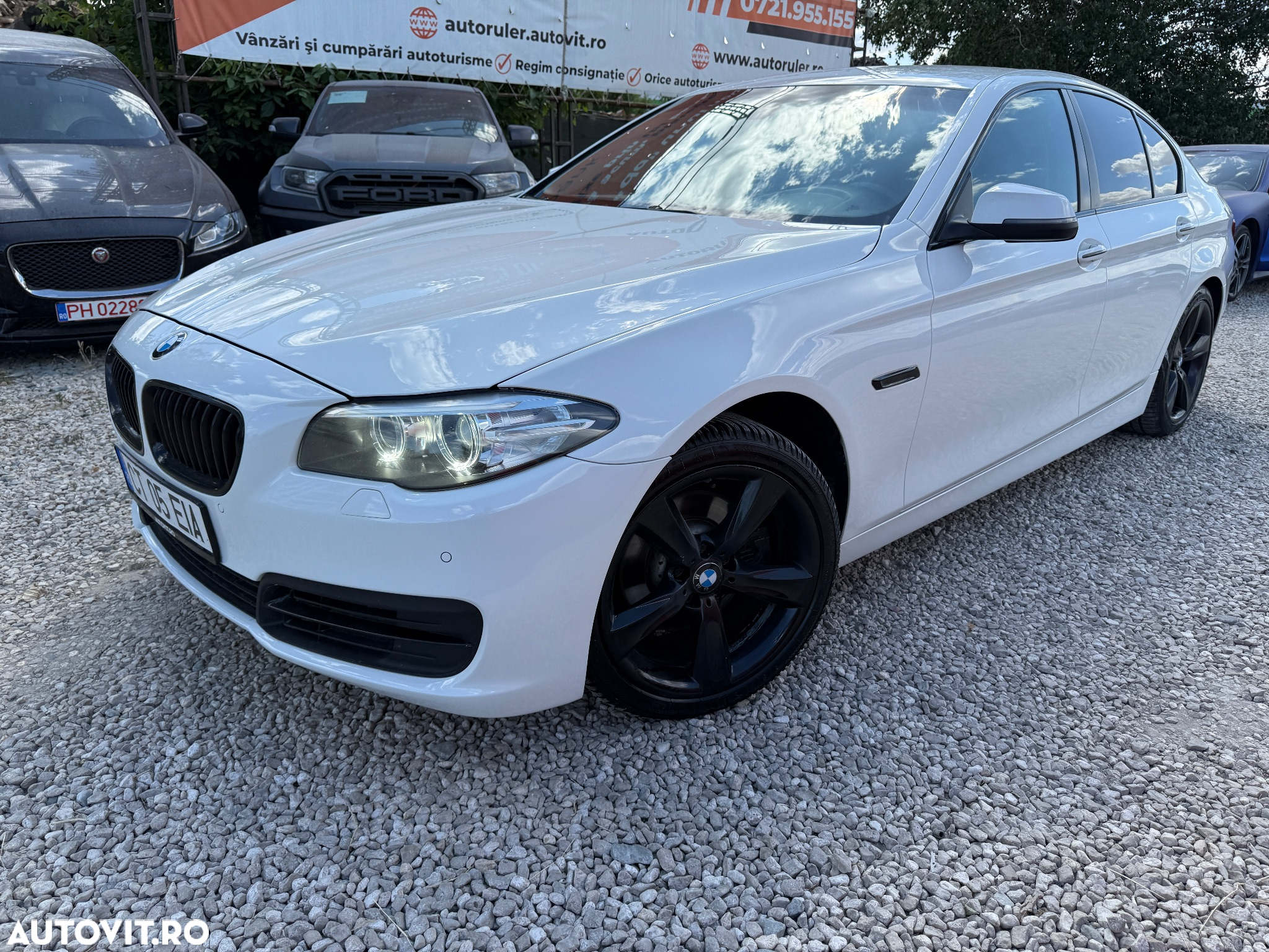 BMW Seria 5 520d xDrive Aut. Luxury Line - 35