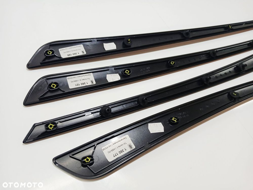 DEKORY LISTWY OZDOBNE BMW E60 7129233 EUROPA - 7