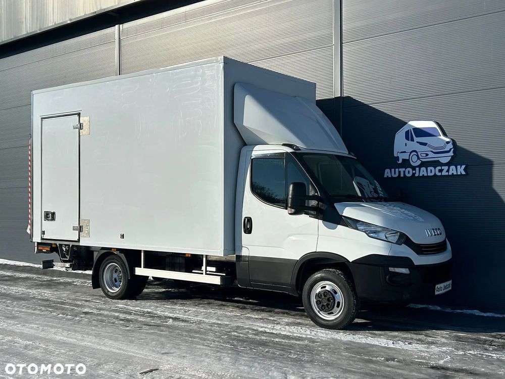 Iveco Daily 35C18 3.0 HPI Hi-Matic Kontener 8 palet + winda 750kg + drzwi boczne **Wysoki kontener**KLIMA**Serwis**Sprowadzony** - 2