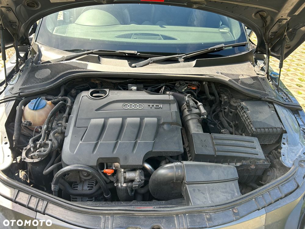 Audi TT Coupé 2.0 TDI Quattro - 6