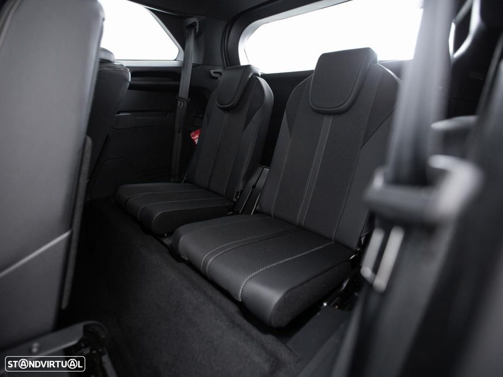 Peugeot 5008 Hybrid 136 e-DSC GT - 14