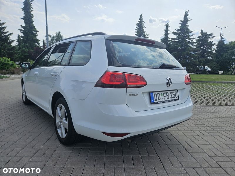 Volkswagen Golf Variant - 3