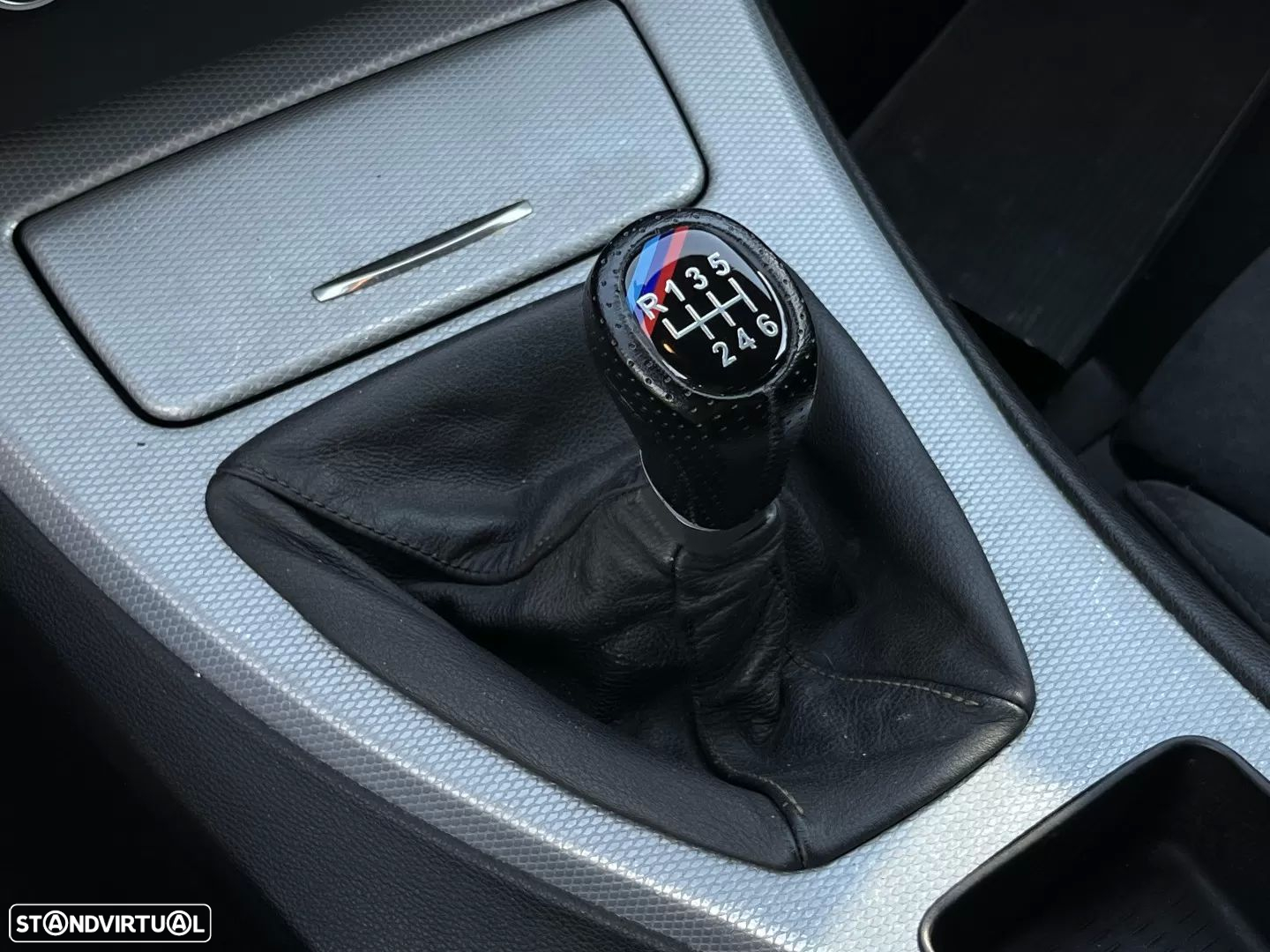 BMW 318 d Touring - 12