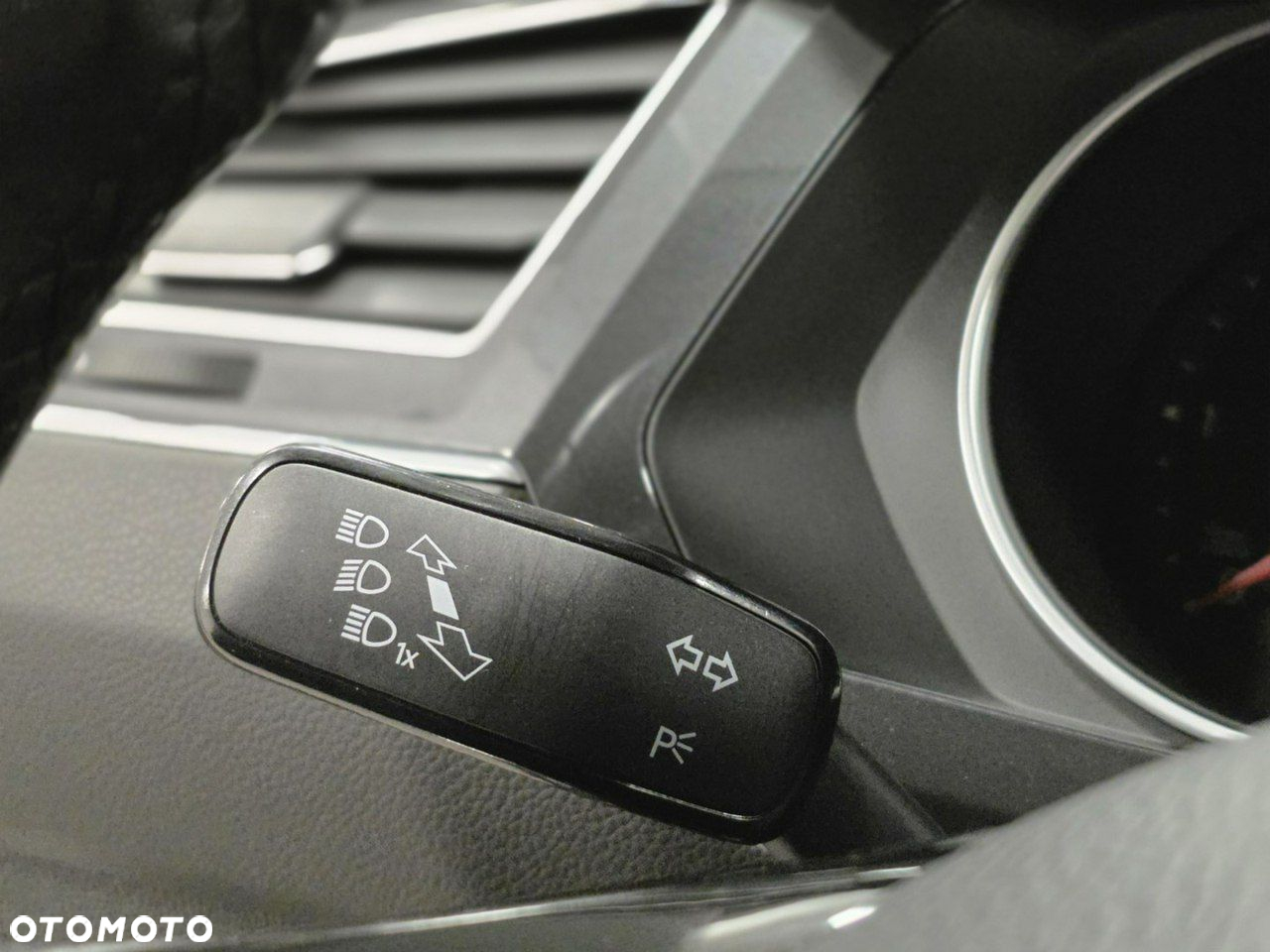 Volkswagen Tiguan 2.0 TDI BMT SCR JOIN - 32