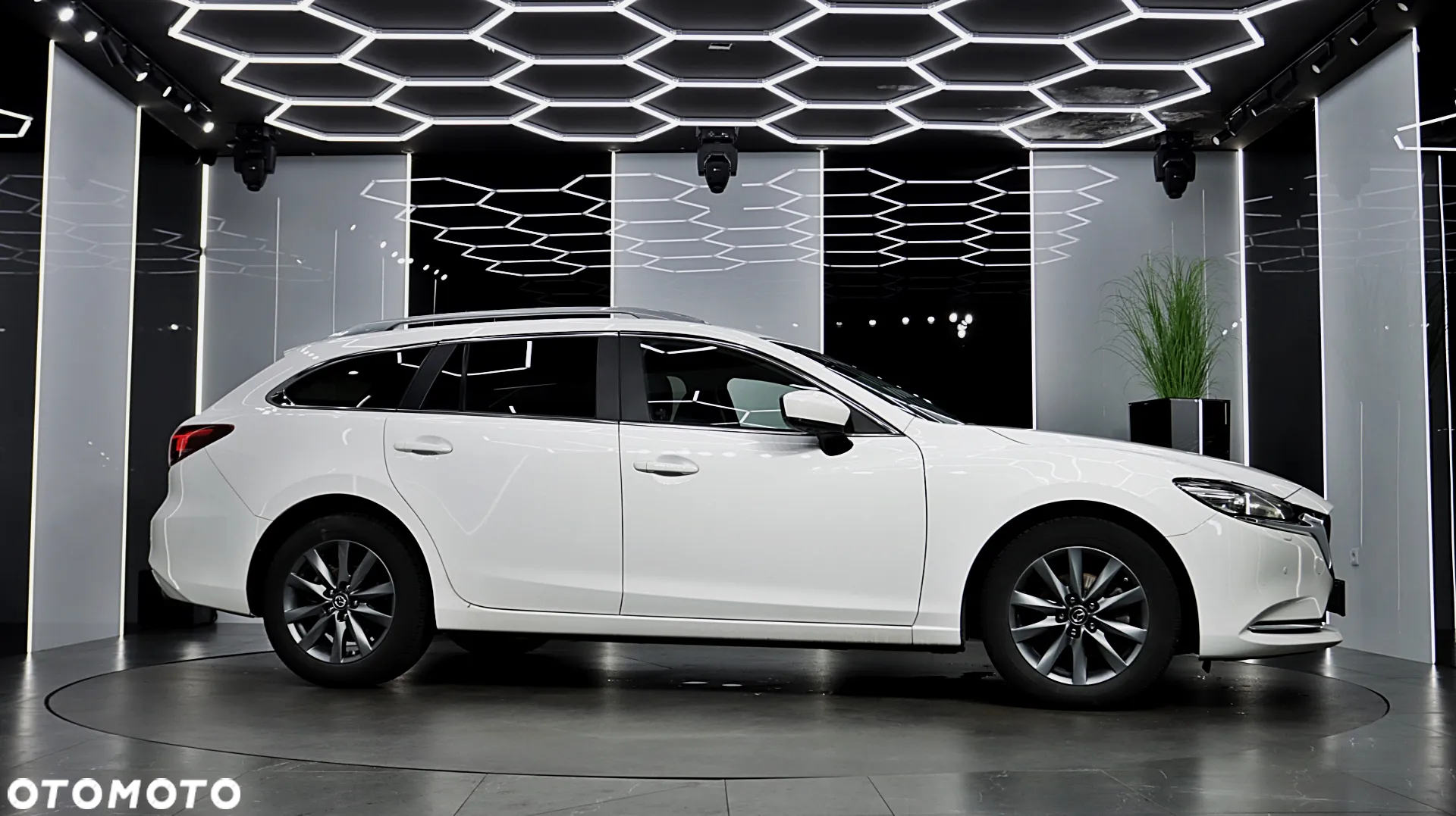 Mazda 6 2.0 SkyJoy - 14