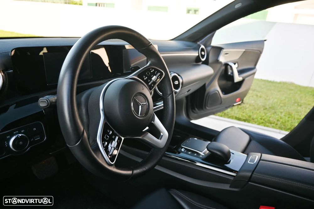 Mercedes-Benz CLA 250 e 8G-DCT Progressive - 17