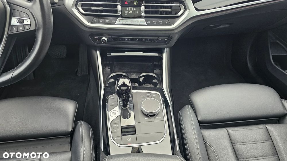 BMW Seria 3 320d xDrive Luxury Line - 21