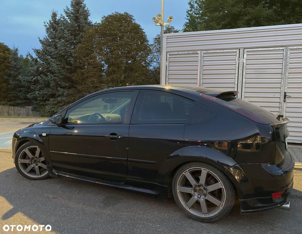 Ford Focus - 1