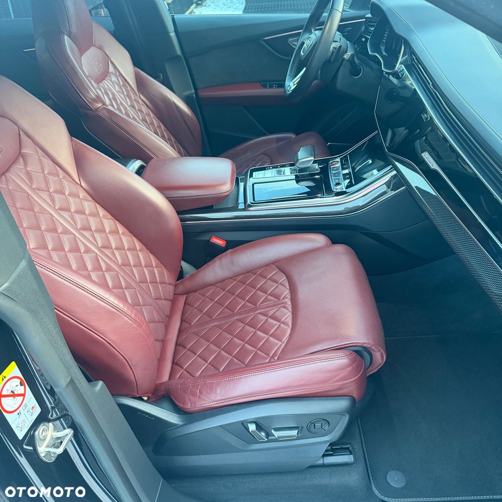 Audi SQ8 - 11